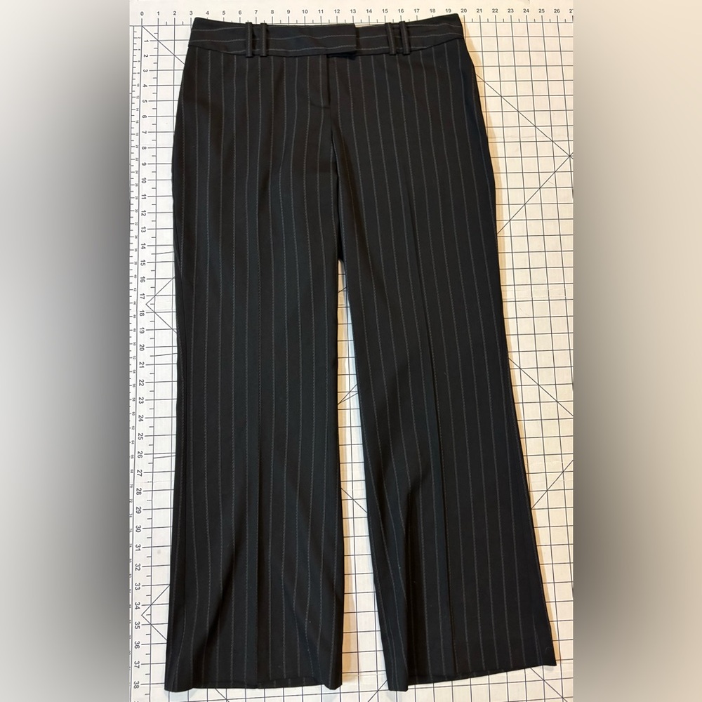 The‎ Limited Women’s Size 6 Black Pinstriped Cassidy Fit Trousers